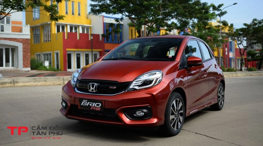 Xe ô tô 4 chỗ - Honda Brio