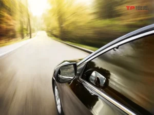 Đầu tư vào xe ô tô: Phân tích lợi nhuận dài hạn và ngắn hạn