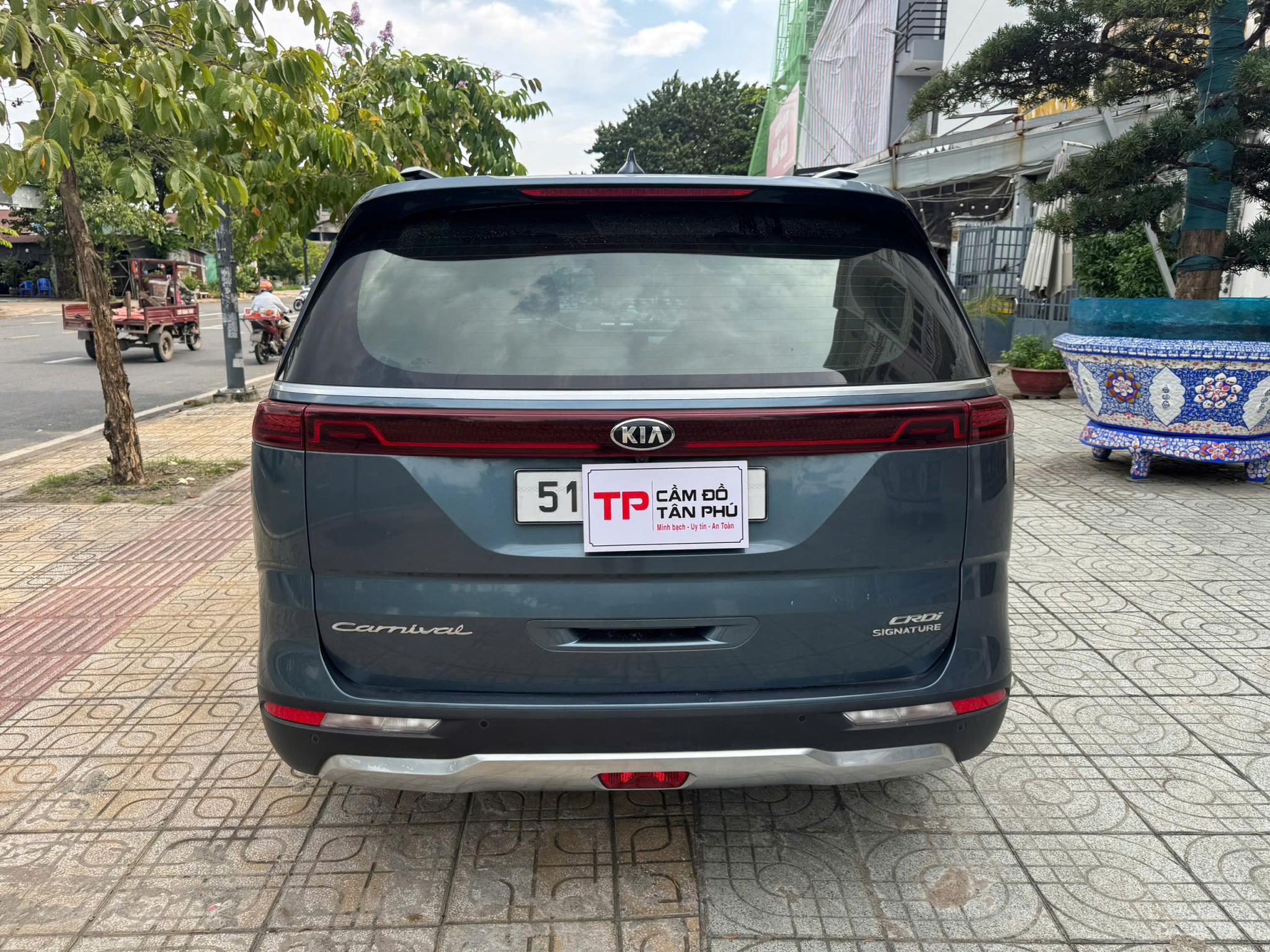 Cầm đăng ký xe ô tô tại Tân Phú có an toàn không?