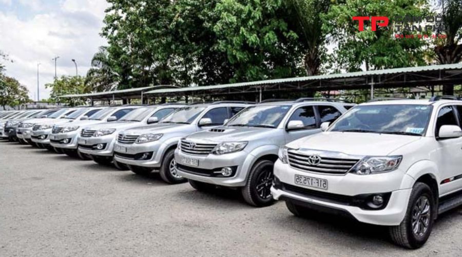 Cầm xe du lịch 7 chỗ nhanh, an toàn tại Cầm Đồ Tân Phú