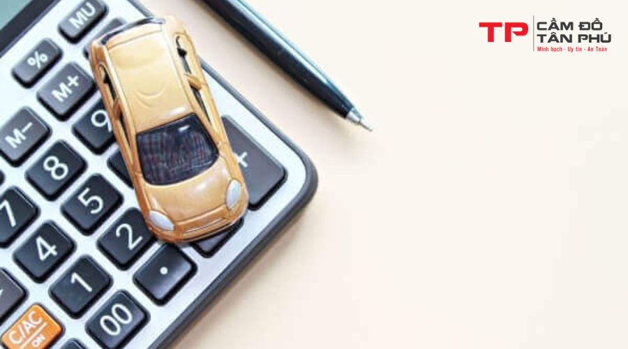 Tùy chọn nhận tiền mặt hoặc chuyển khoản khi cầm xe qua mạng