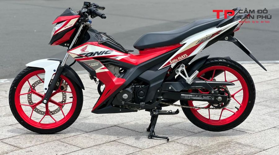 Dịch vụ cầm xe máy Sonic phù hợp với cá nhân cần vốn và doanh nghiệp nhỏ