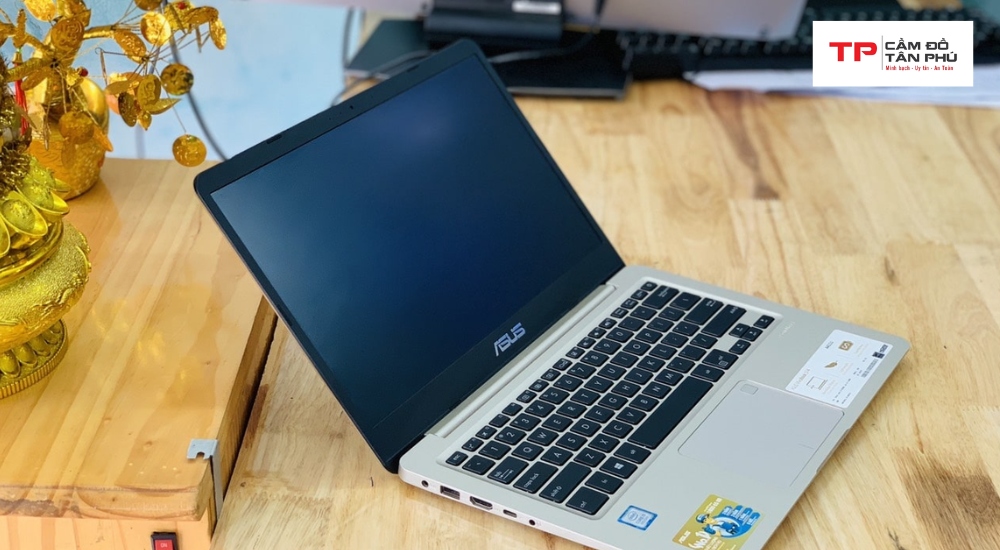 cầm đồ laptop Asus