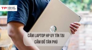 cầm laptop HP
